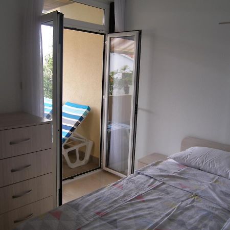 Apartmani Matela Petrcane Exterior photo