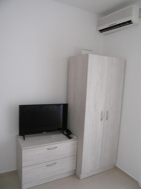 Apartmani Matela Petrcane Exterior photo